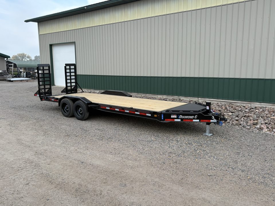 2027 Diamond C LPX208