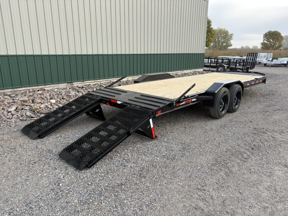 2027 Diamond C LPX208 photo 6