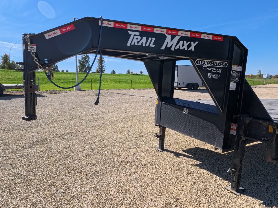 2025 Trail Maxx photo 2