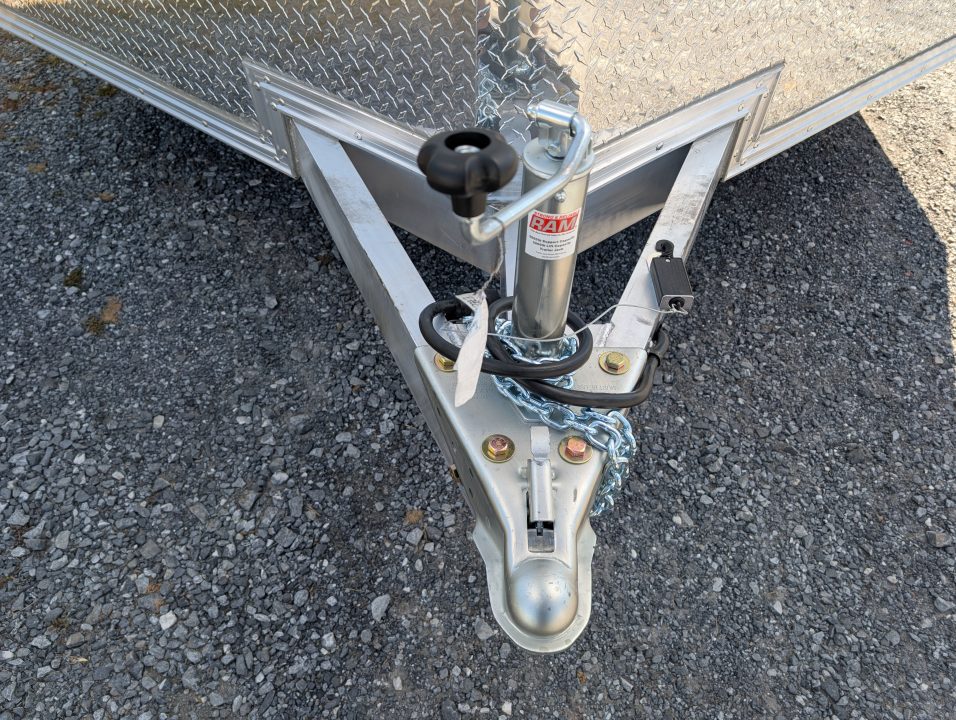 2027 E-Z Hauler photo 2