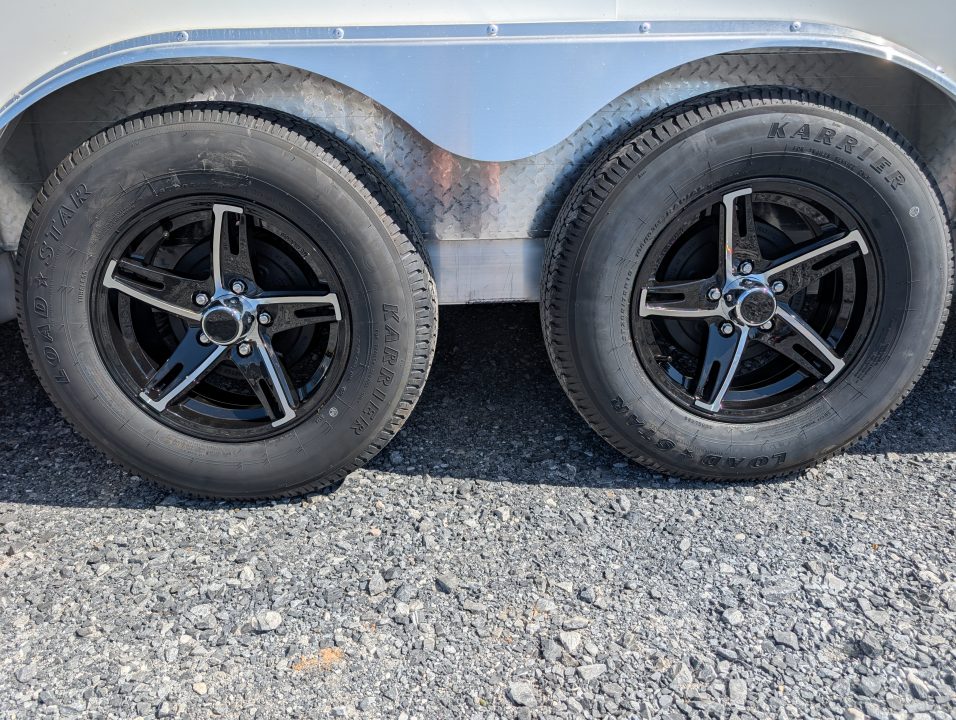 2027 E-Z Hauler photo 3