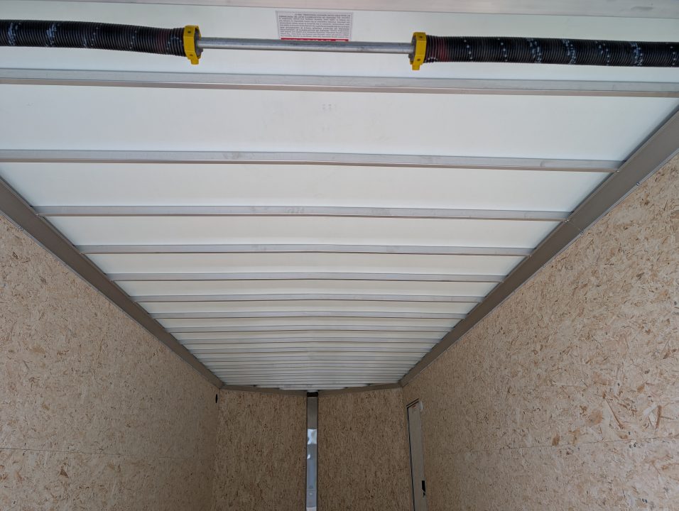 2027 E-Z Hauler photo 5