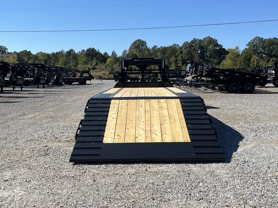 New 2027 Load Trail 102"X30' 16K Hydraulic Dovetail Gooseneck Trailer