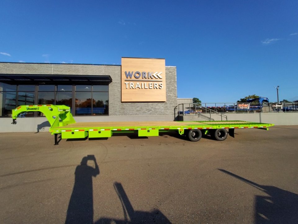 New 2027 Diamond C Trailers FMAX210HDT 2-PA Flatbed Trailer