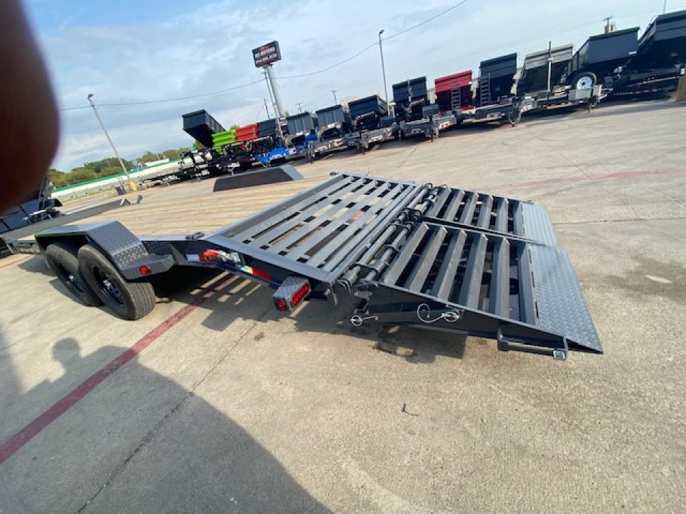 New 2027 Iron Bull 83”x22’ EWB Equipment Trailer