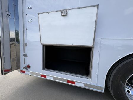 Used 2002 Used 53' Competition Lift Gate Trailer