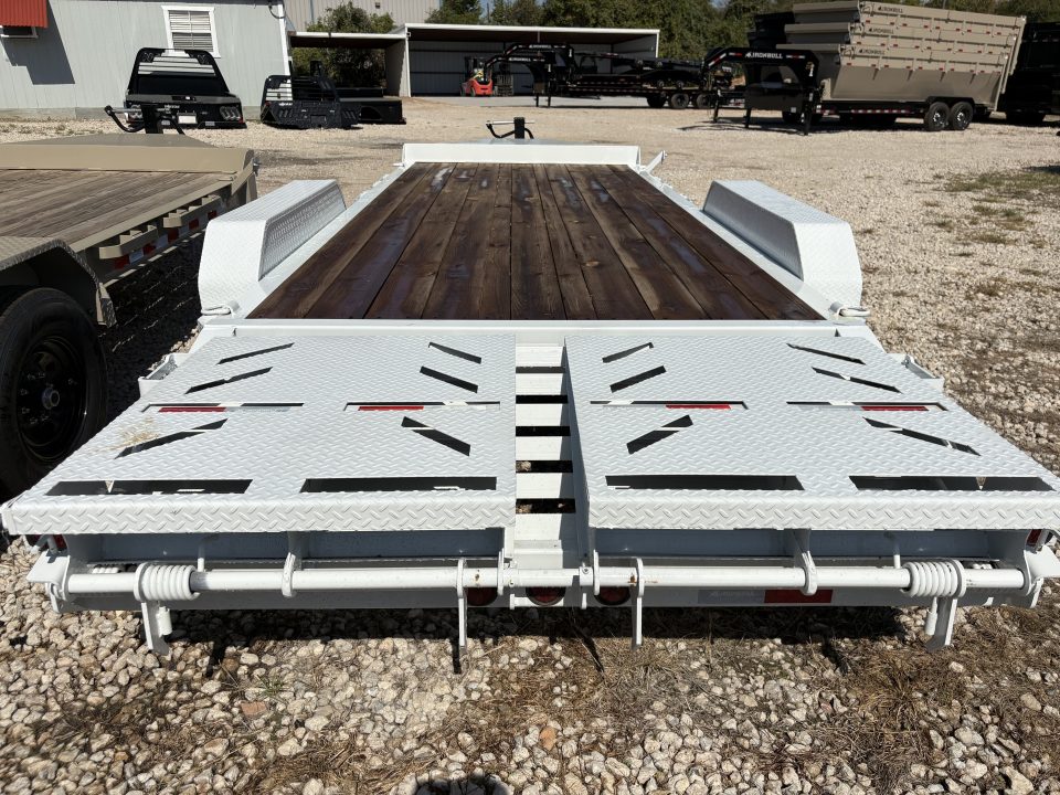 New 2027 Norstar EWB 83"x20' Equipment Trailer