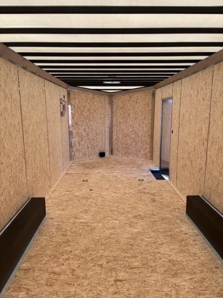 New 2027 Formula Trailers 8.5X24 CONQUEST ENCLOSED SE FLAT TOP VNOSE 10K WITH RAMP