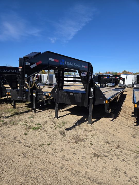 New 2027 Load Trail 102x32 gooseneck 26k hydraulic dove and power jacks Gooseneck Bodies