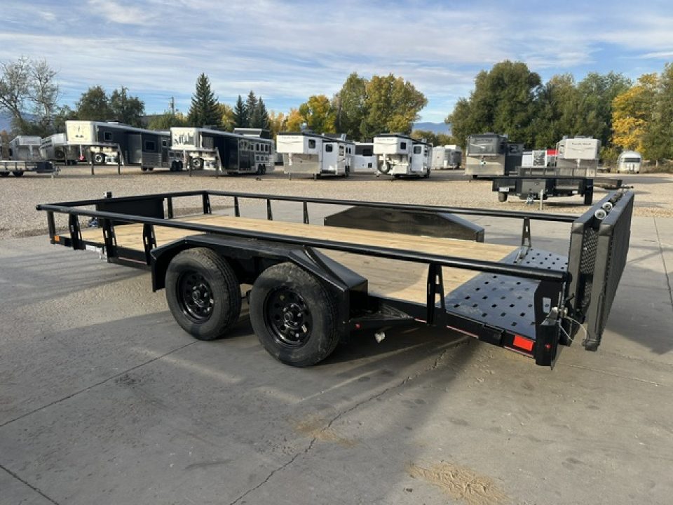 New 2027 Diamond C 16' Flatbed GTU