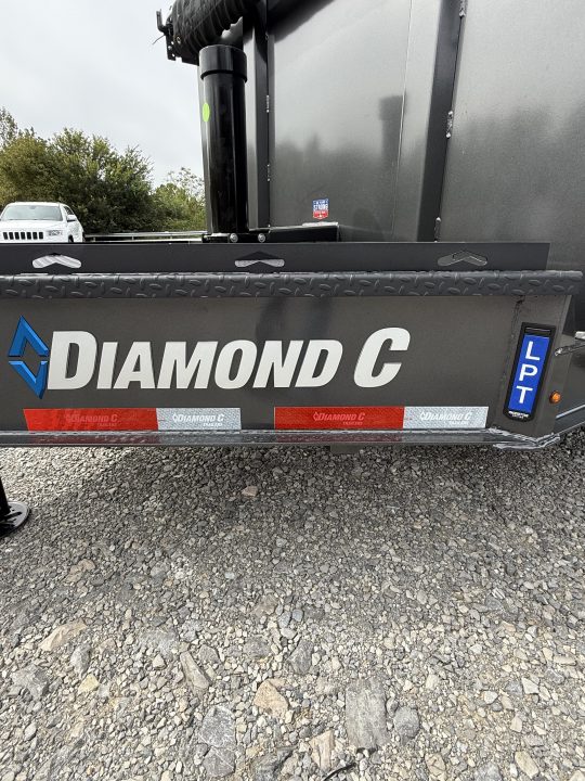 New 2027 Diamond C LPT 207 14’ Dump Trailer, PACESETTER EDITION, HYD JACK, 44” SIDES, 5 STAGE TELESCOPIC DUMP