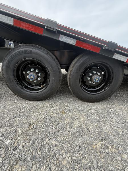 New 2027 Diamond C DET 210 24’ Tilt Trailer, 23K GVWR, 12K POP UP WINCH, ABS BRAKES, HYD JACK