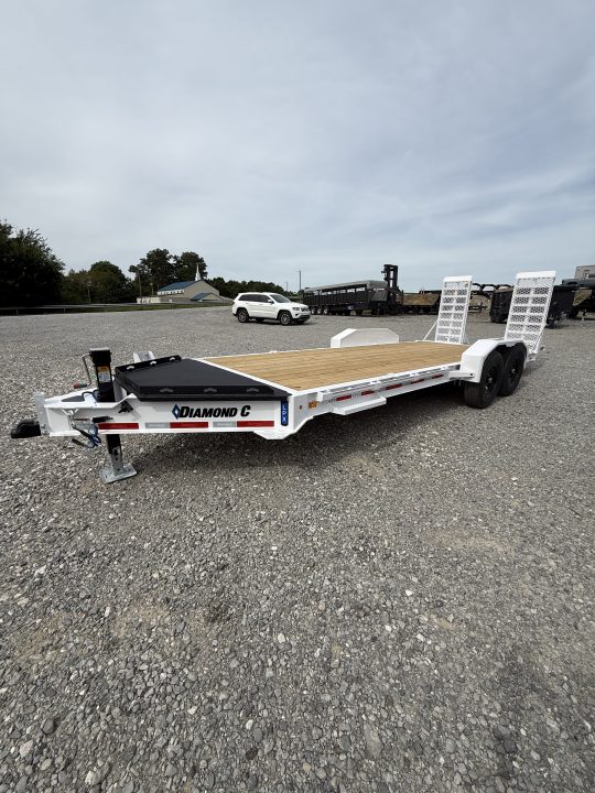 New 2027 Diamond C LPX 207 20’ Equipment Trailer, HEAVY DUTY KNEE RAMPS, 2 SPD JACK, 15.5K GVWR