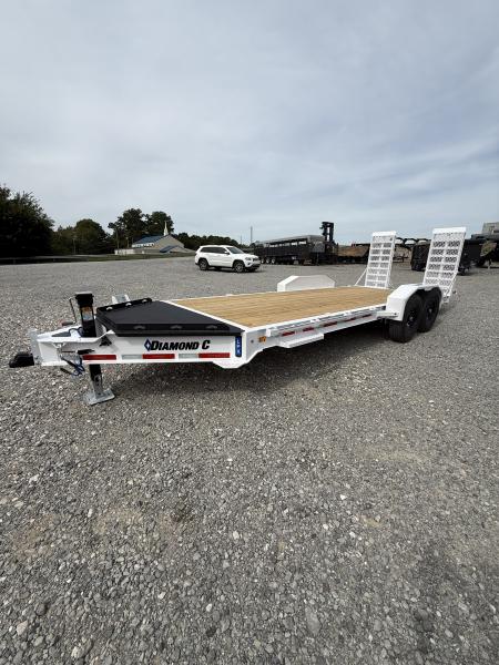 New 2027 Diamond C LPX 207 20’ Equipment Trailer, HEAVY DUTY KNEE RAMPS, 2 SPD JACK, 15.5K GVWR