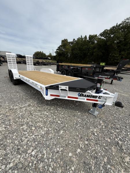 New 2027 Diamond C LPX 207 20’ Equipment Trailer, HEAVY DUTY KNEE RAMPS, 2 SPD JACK, 15.5K GVWR