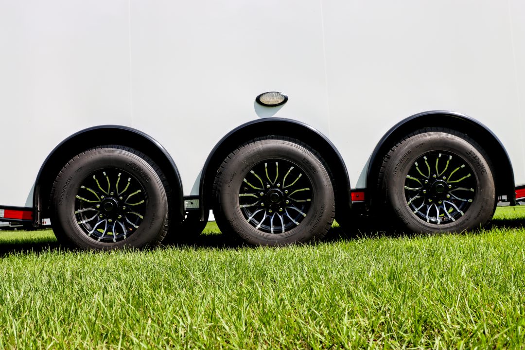 Used 2025 8.5X32 United Trailers RACE TRAILER