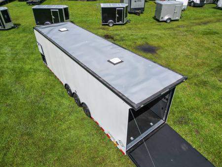 Used 2025 8.5X32 United Trailers RACE TRAILER