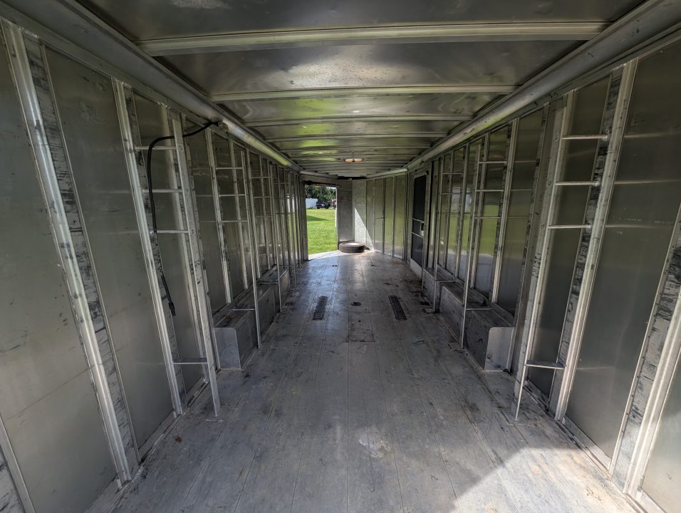 Used 2005 8.5X20 Featherlite SNOWBOBILE TRAILER