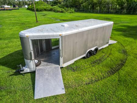 Used 2005 8.5X20 Featherlite SNOWBOBILE TRAILER