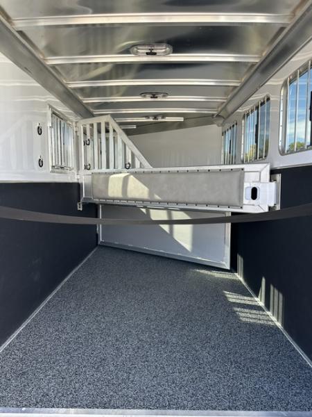 New 2027 Featherlite 3 Horse Premier Tack