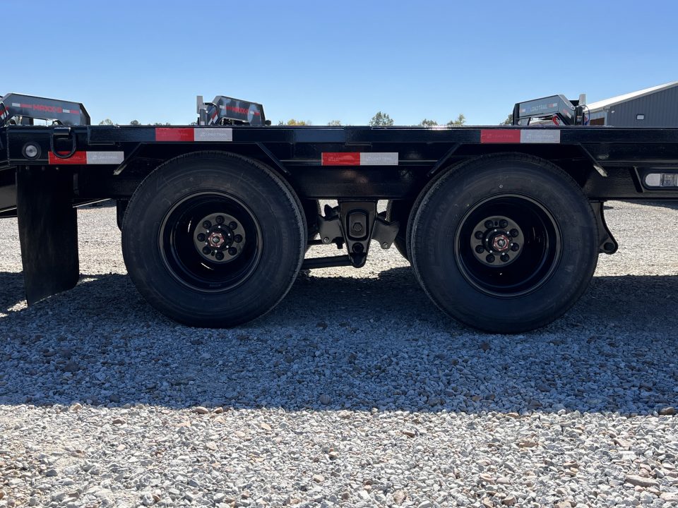 New 2027 Load Trail 102"x30' 24k Gooseneck Flatbed Trailer
