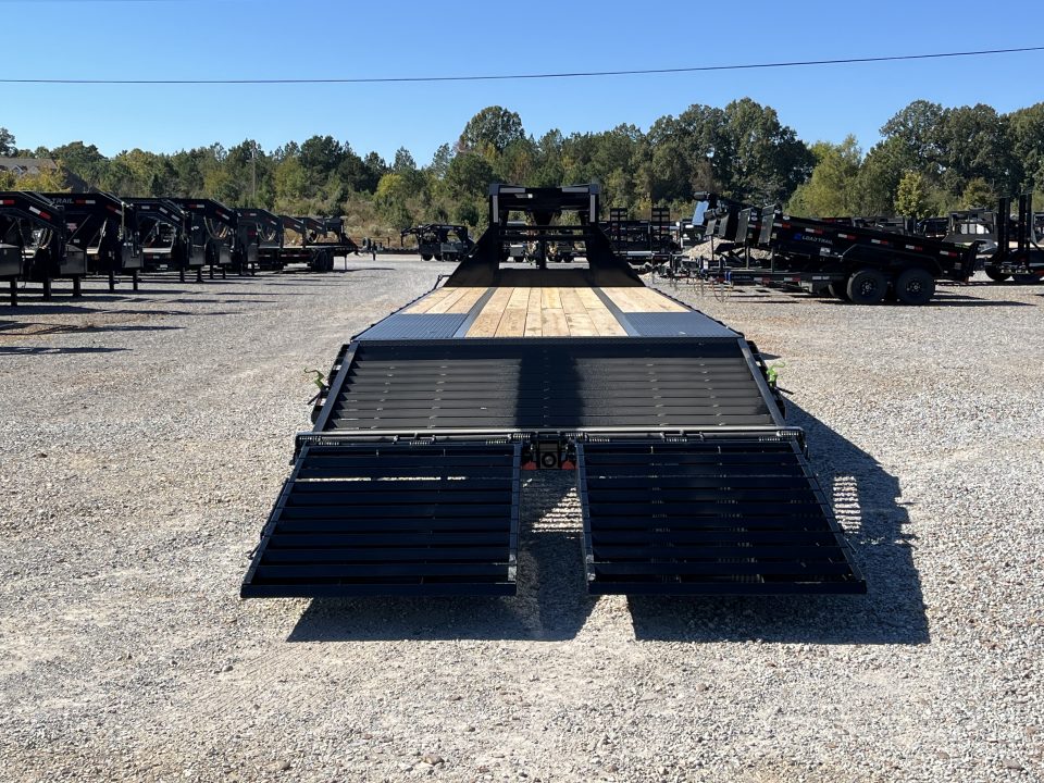 New 2027 Load Trail 102"x30' 24k Gooseneck Flatbed Trailer