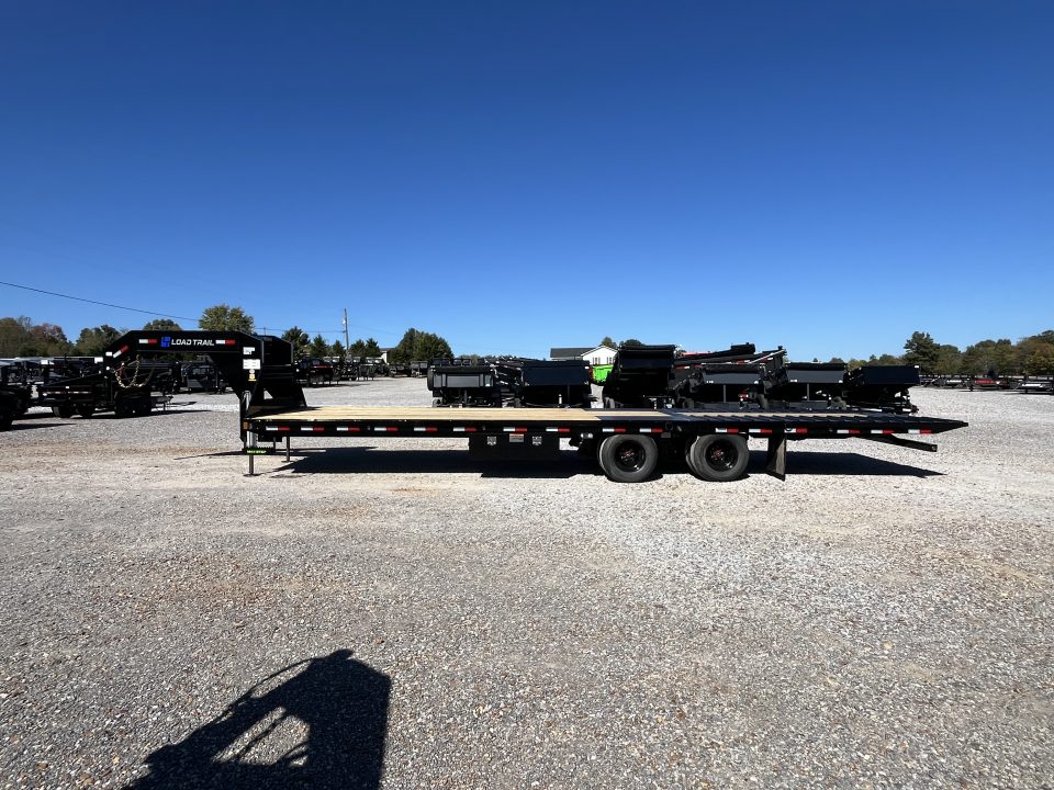 New 2027 Load Trail Gooseneck Hyd Dovetail Trailer | 102" x 32' 24K GVWR
