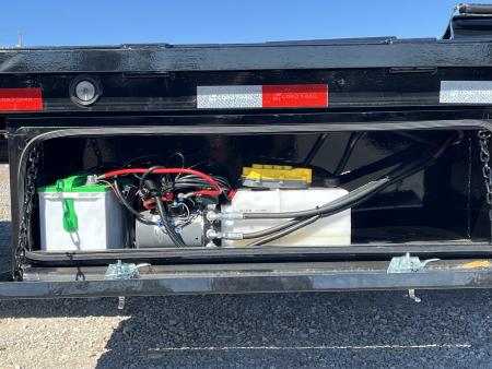 New 2027 Load Trail Gooseneck Hyd Dovetail Trailer | 102" x 32' 24K GVWR