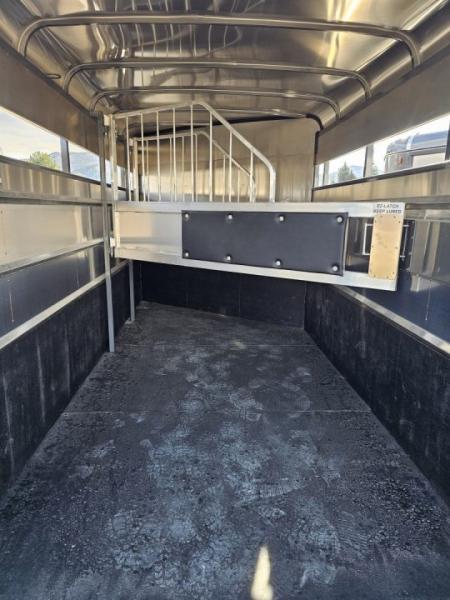 New 2027 Maverick 3 Horse Trailer