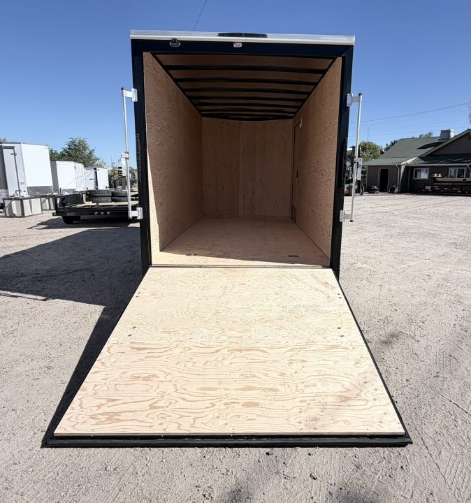 New 2027 Royal Cargo Trailers 7-16-1.5V Enclosed 7K GVWR