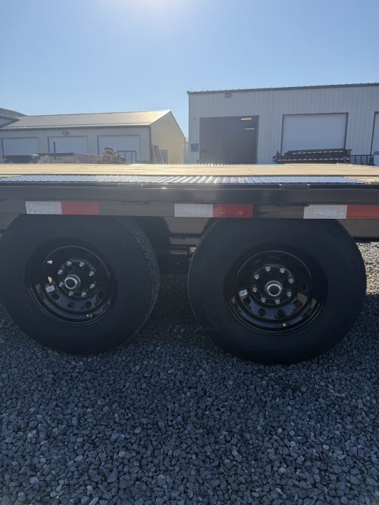 New 2027 Big Tex Trailers 8.5x25 (20+5) 14GN Deckover Trailer