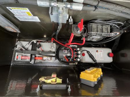 New 2027 MAXXD Hydraulic Dovetail Gooseneck Trailer | 34' x 102' 30K GVWR