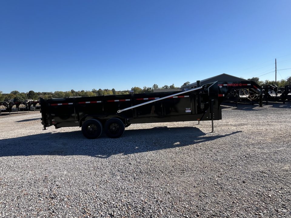 New 2027 MAXX-D 83"X20' 24K Telescopic Super Dump Trailer