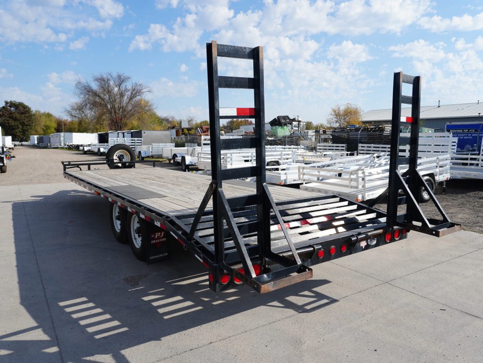 Used 2019 PJ Trailers F8 24ft Deckover Trailer