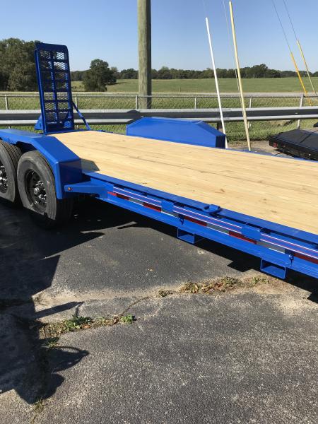New 2027 Diamond C Trailers 82x20 LPX207 Equipment Trailer