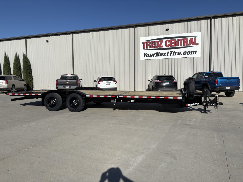 New 2027 Midsota TBWB26-220 Tilt Trailer