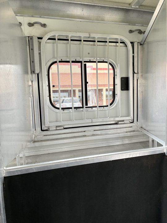 Used 2019 Cimarron Trailers 9H NorthStar Slant Gooseneck Horse Trailer