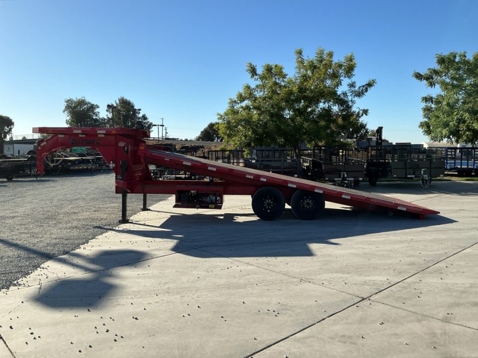 Used 2022 Diamond C Trailers DET208L22X102GN 8.5FT X 22FT 18K GVW Tilt Trailer