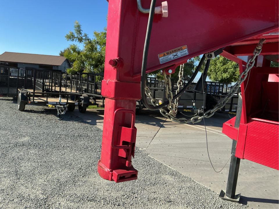 Used 2022 Diamond C Trailers DET208L22X102GN 8.5FT X 22FT 18K GVW Tilt Trailer