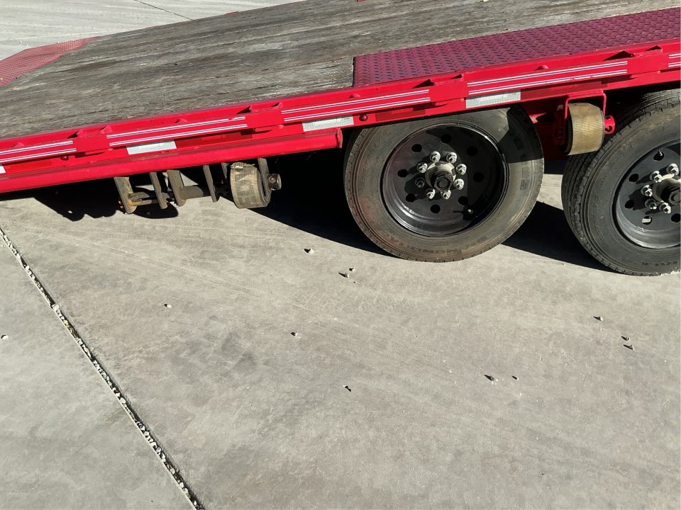 Used 2022 Diamond C Trailers DET208L22X102GN 8.5FT X 22FT 18K GVW Tilt Trailer