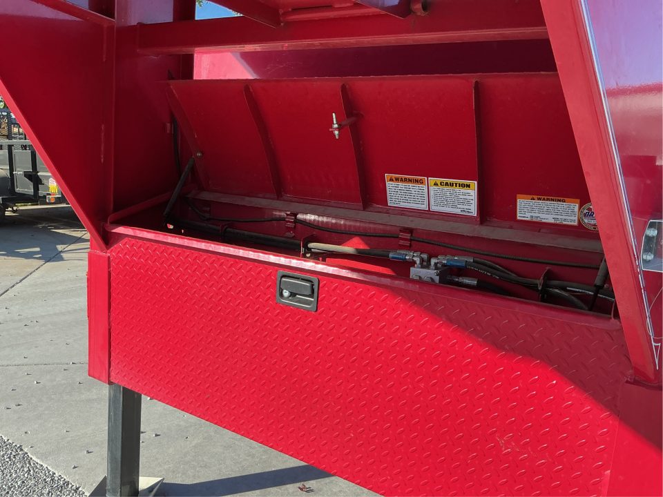 Used 2022 Diamond C Trailers DET208L22X102GN 8.5FT X 22FT 18K GVW Tilt Trailer