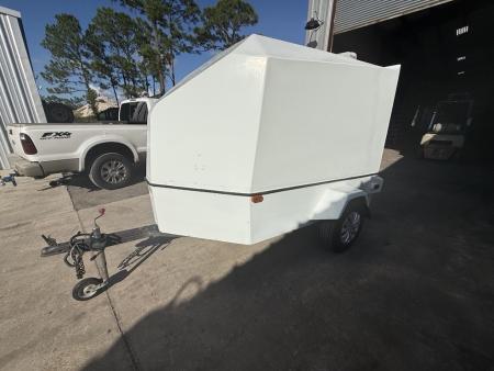 Used 1992 Chariot 4 x 9 FT. Fiberglass White Single Axle trailer Cargo / Enclosed Trailer