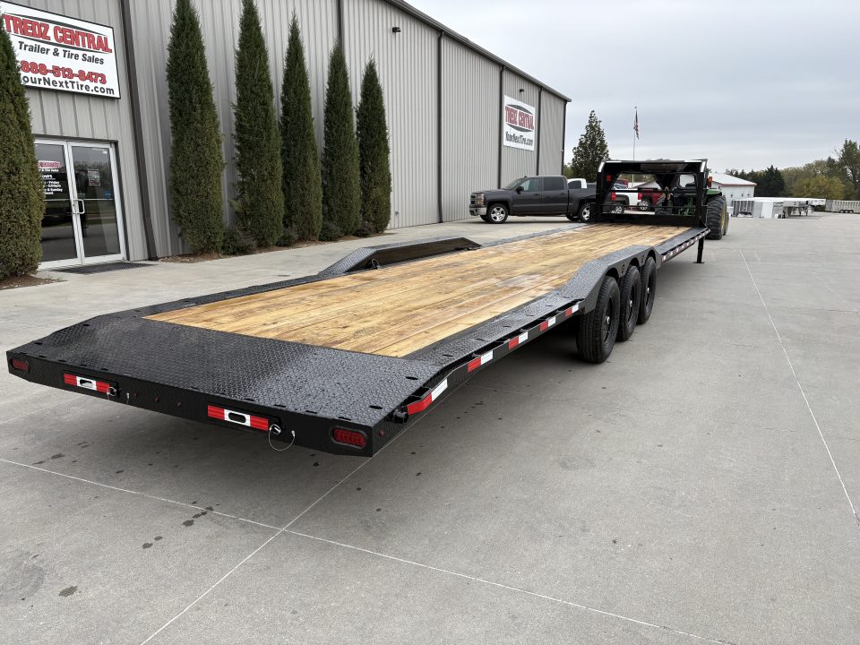 New 2027 Buckshot MFG AR-X40D Deckover Trailer