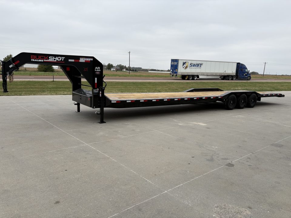 New 2027 Buckshot MFG AR-X40D Deckover Trailer