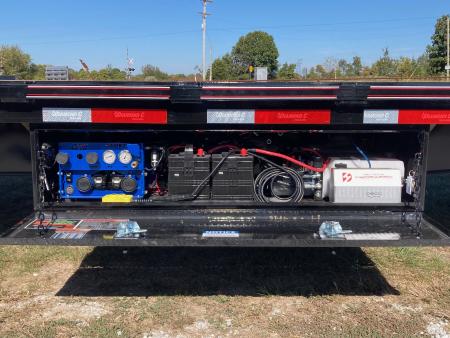 New 2027 Diamond C Trailers 102x40 TANDEM 40K GN W/ MAX RAMPS, 72" SPREAD, AIR RIDE & HYDROJACKS Flatbed Trailer