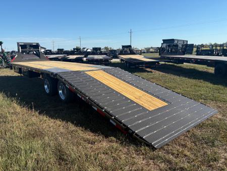 New 2027 MAXX-D 102x34 Tandem 40K Hydrotail Flatbed Trailer W/ Steel Runners & Wireless Remote