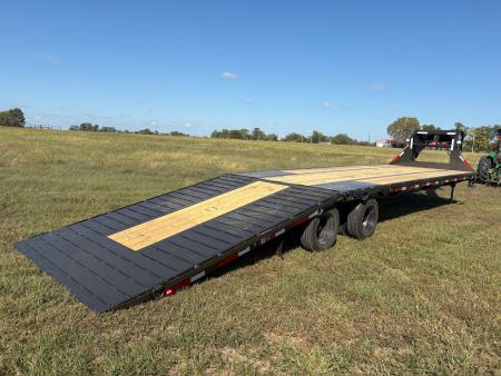 New 2027 MAXX-D 102x34 Tandem 25.9K Hydrotail Flatbed Trailer W/ Steel Runners & Wireless Remote