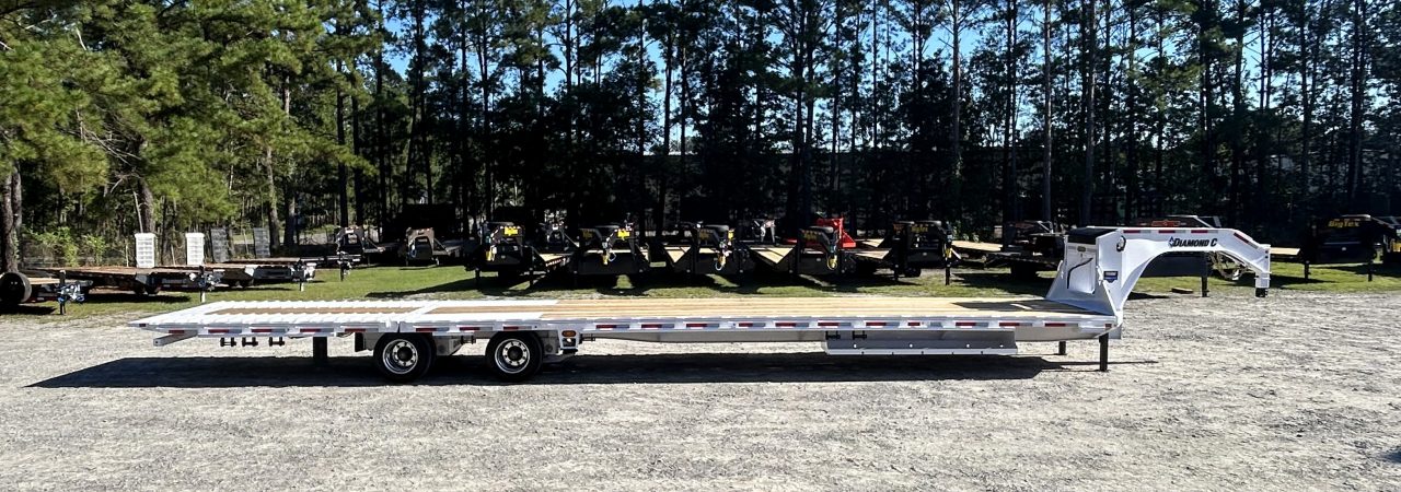 New *AIR RIDE EQUIPPED* 2027 44ft ( 32ft Deck + 12ft Hyd Dove ) FMAX 216, 16K Axles, 60" Spread, LOADED !!!!