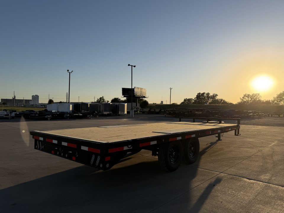 New 2027 MAXX-D 102 X 20 DOX Deckover Trailer