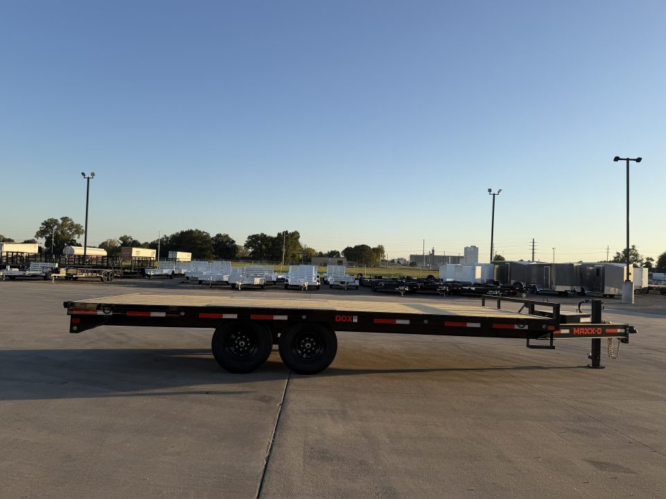 New 2027 MAXX-D 102 X 20 DOX Deckover Trailer